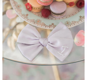 Letter I lavender bow