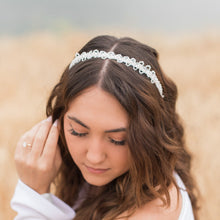 Load image into Gallery viewer, Anna Pearl Headband
