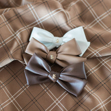 Load image into Gallery viewer, Leather Teddy Bows
