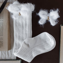 Load image into Gallery viewer, White Teddy Sock Set
