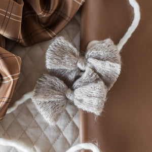Brown Knit Baby Bows