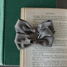 Load image into Gallery viewer, Houndstooth Teddy Pigtail Bows
