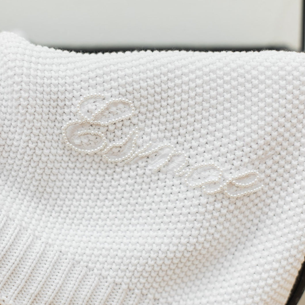 Oversized Pearl Personalized Blanket