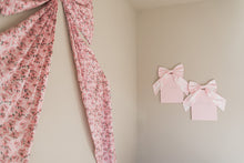 Load image into Gallery viewer, Nursery Pink Pearl Name Canvas

