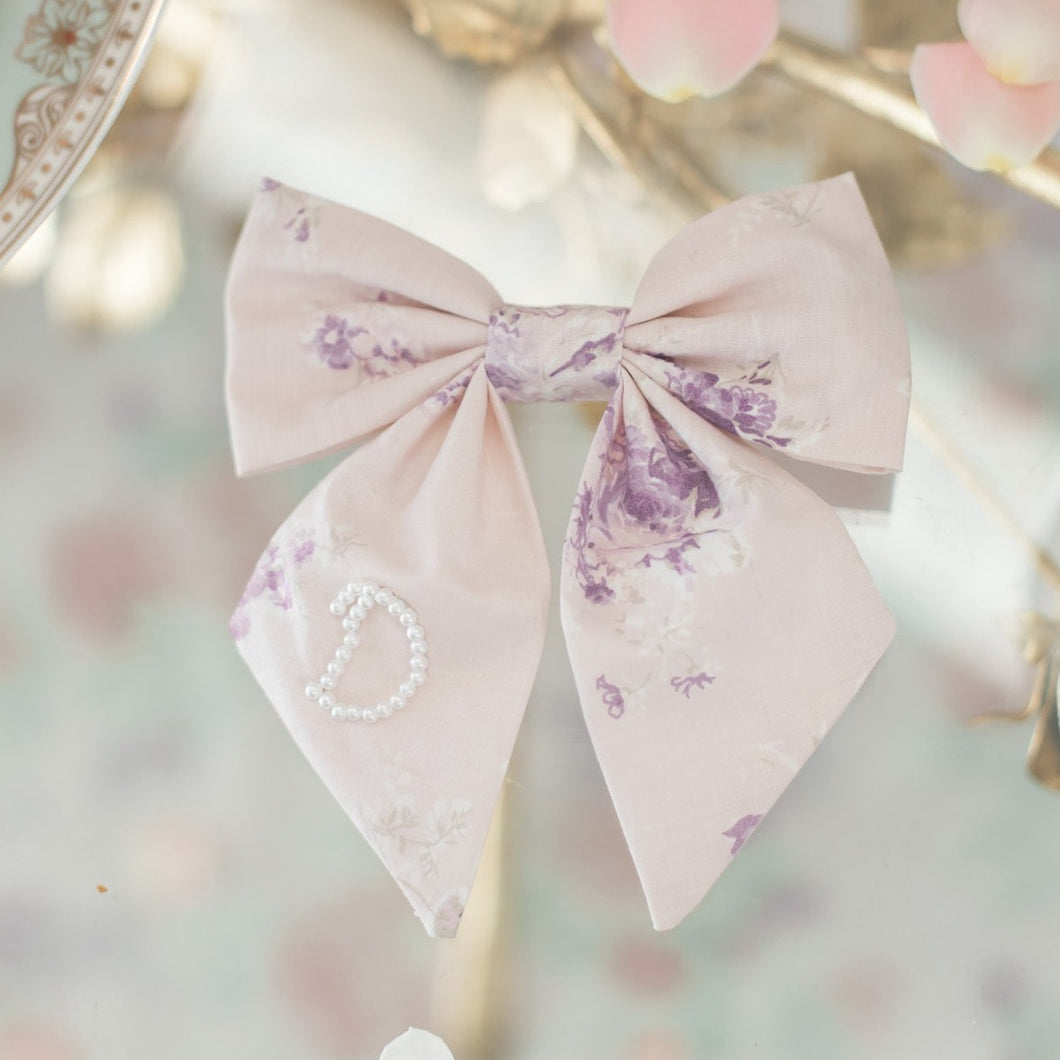 Elle Initial Pearl Bow
