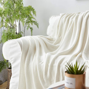 Oversized Pearl Personalized Blanket