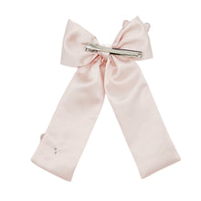 Load image into Gallery viewer, Blush Pearl Butterfly Bow
