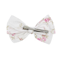 Load image into Gallery viewer, Pink small floral love bow
