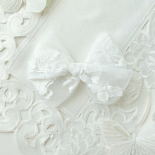 Load image into Gallery viewer, White Heirloom Butterfly Medium Bow

