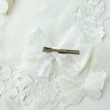 Load image into Gallery viewer, White Heirloom Butterfly Medium Bow
