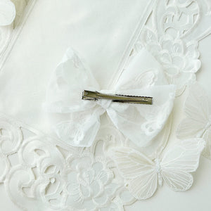 White Heirloom Butterfly Medium Bow