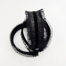 Load image into Gallery viewer, Eloise Lace Headband
