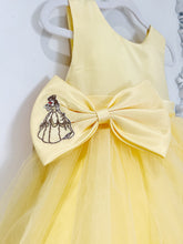 Load image into Gallery viewer, Belle Dress
