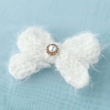 Load image into Gallery viewer, Eloise White Knit Medium Bow
