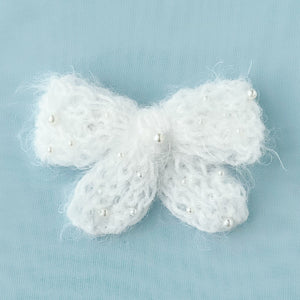 White Pearl Knit Medium Bow