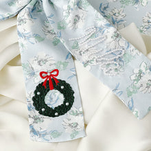 Load image into Gallery viewer, Christmas Wreath Bow
