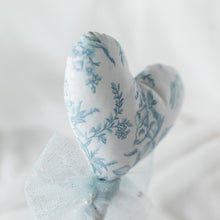 Load image into Gallery viewer, Blue Toile Heart Wand

