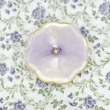 Load image into Gallery viewer, Lavender Latte Baby Bow
