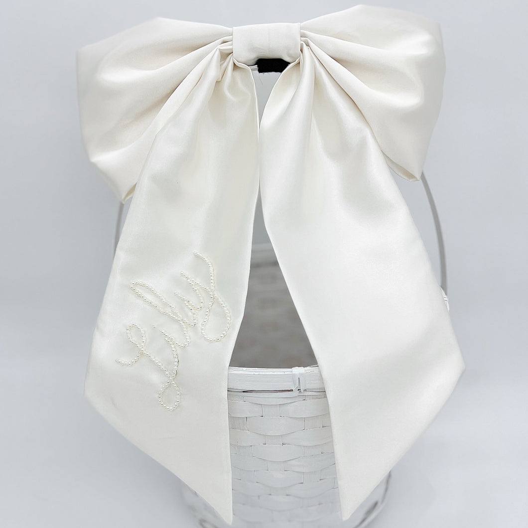 Satin Basket Decor Bow