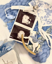 Load image into Gallery viewer, Gender Neutral Personalized Pacifier Clip
