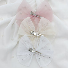 Load image into Gallery viewer, Pearl Tulle Baby Bow Set

