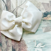 Load image into Gallery viewer, Ivory Medium Satin Bow
