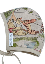 Load image into Gallery viewer, Reversible Pooh Baby Gift Set
