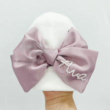 Load image into Gallery viewer, Newborn Hat With Lavendar Bow
